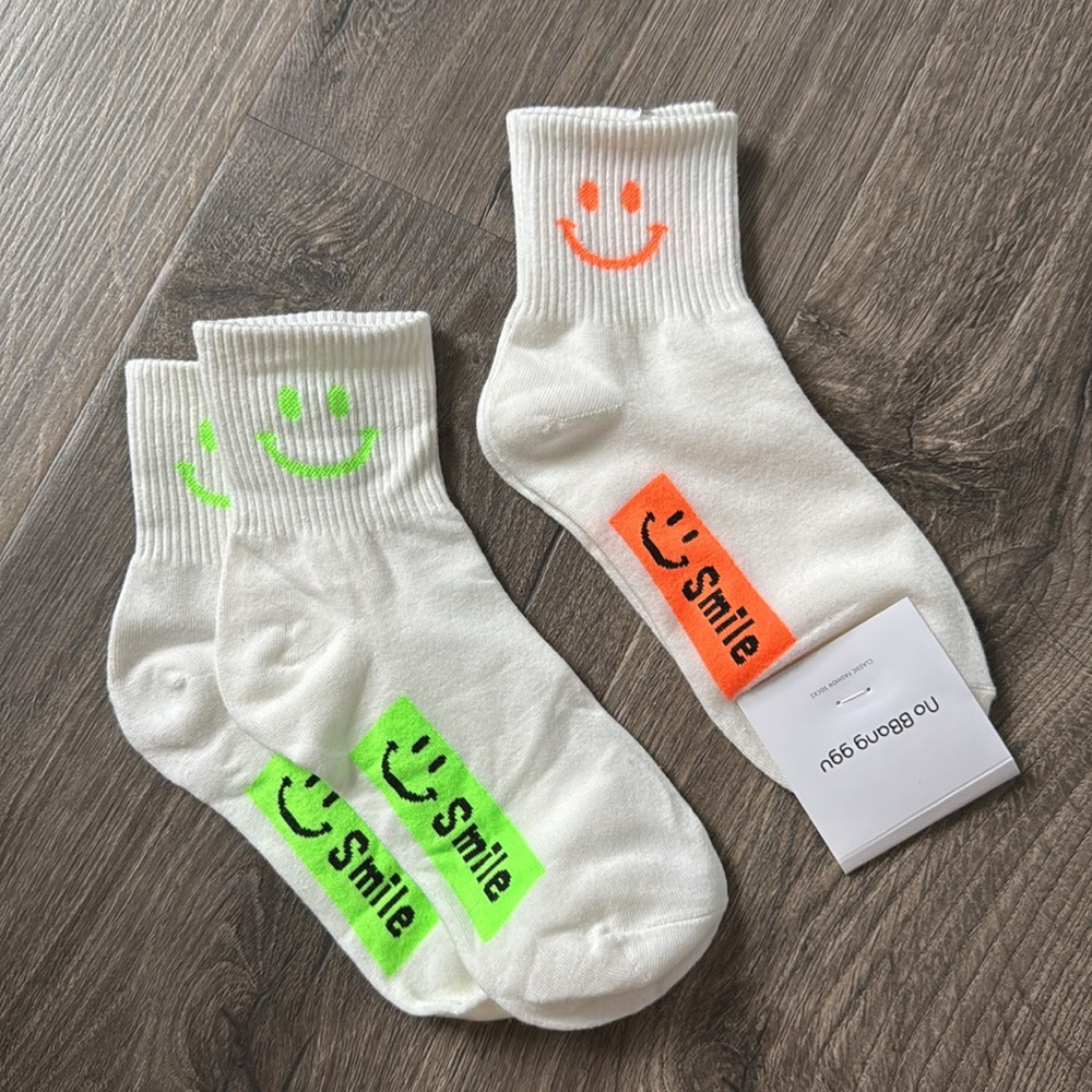 Crew Socks with Neon Smiley Design by No
Bbang Ggu (2 Pack Bundle, NWT & NWOT)